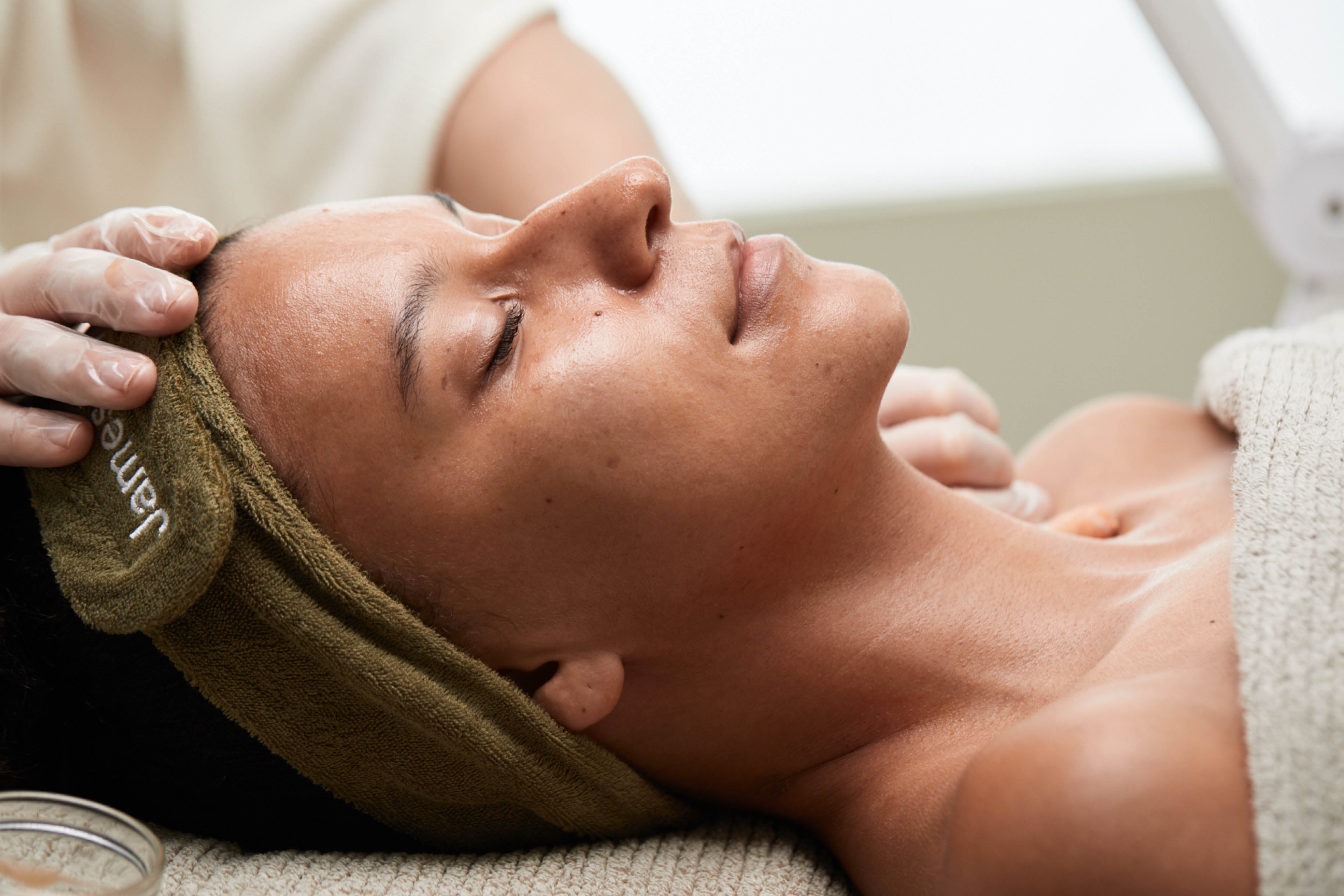 James Vivian’s Love Letter to TCA Peels, AKA Trichloroacetic Acid